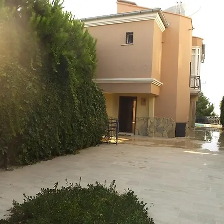 Ertay Kusaadasi Kusadası