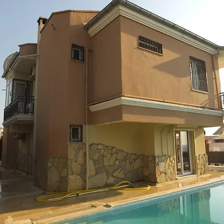 Villa Ertay Kusaadasi *