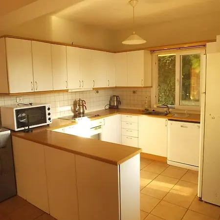 Ertay Kusaadasi Villa *